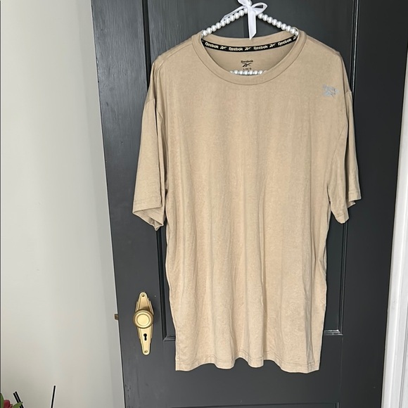 Reebok Tan Short Sleeve Tee Casual Cotton Blend - Picture 1 of 2